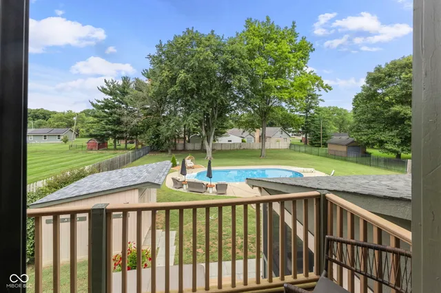 $595,000 | 32 Raesta Drive, Mooresville, IN 46158