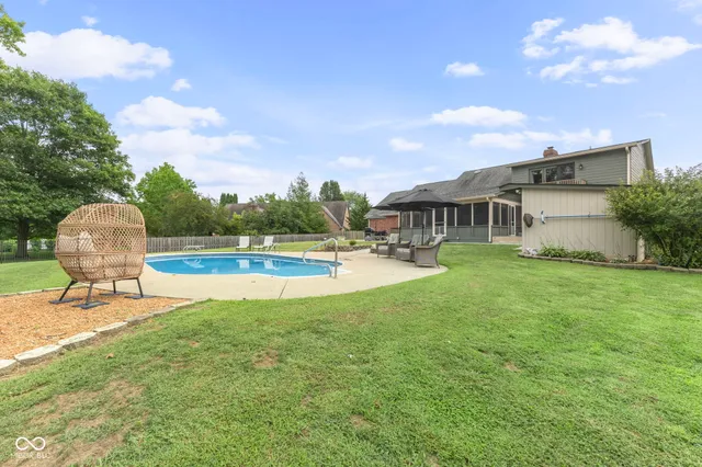 $595,000 | 32 Raesta Drive, Mooresville, IN 46158