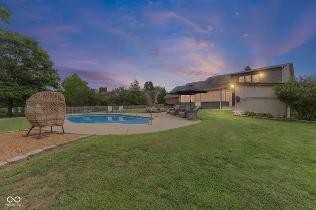 $595,000 | 32 Raesta Drive, Mooresville, IN 46158