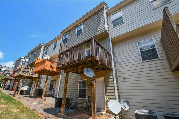 $2,200 | 2201 Landing Walk Drive, Duluth, GA 30097