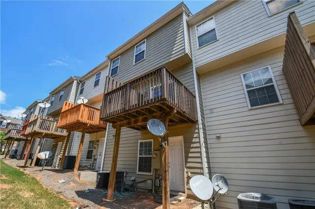 $2,200 | 2201 Landing Walk Drive, Duluth, GA 30097