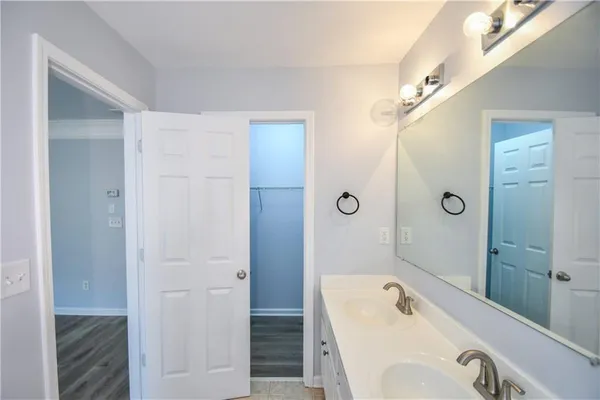 $2,200 | 2201 Landing Walk Drive, Duluth, GA 30097