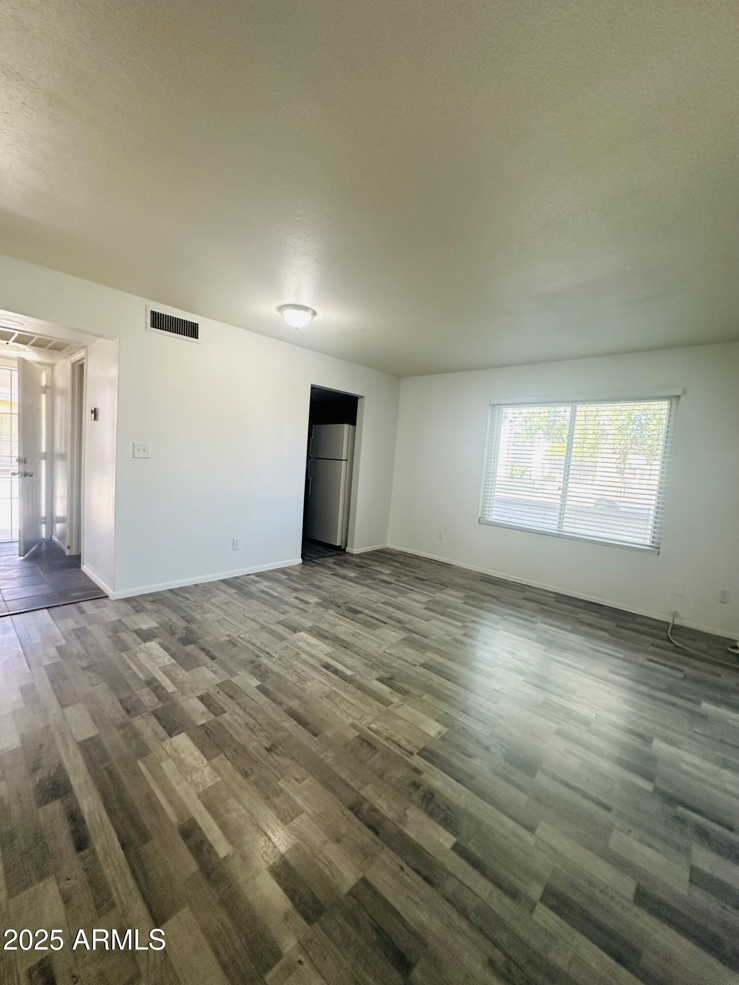 7126 North 19th Avenue, Unit 224 Phoenix, AZ 85021 - Photo 3 of 26 IMG_7563