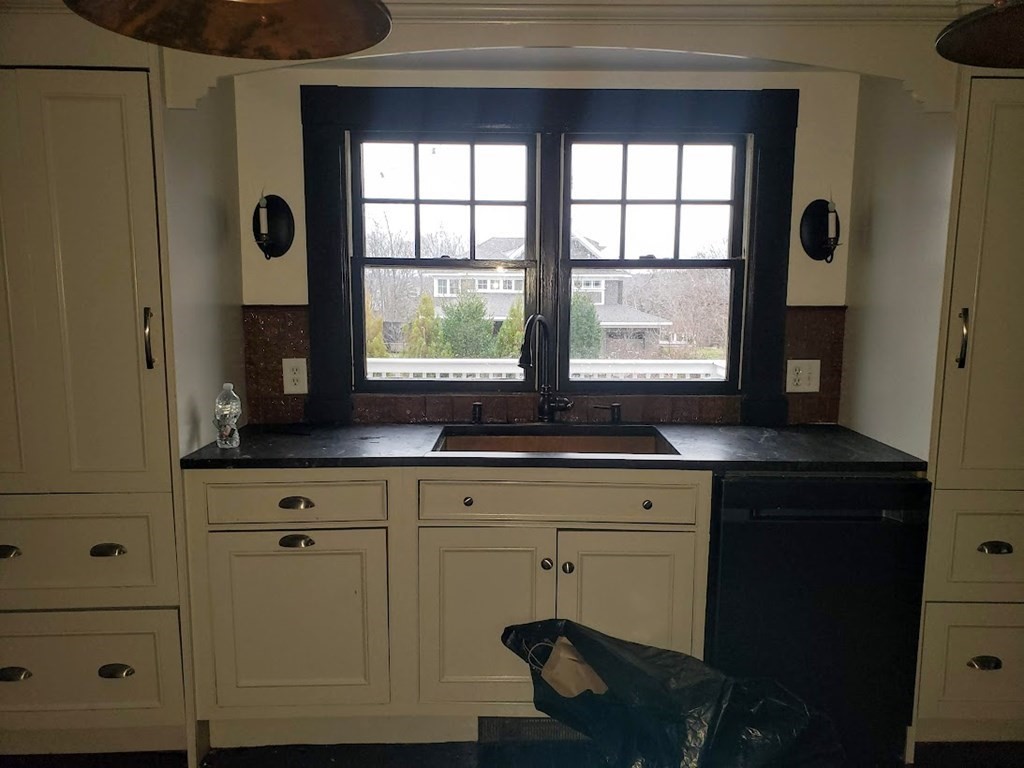 91 Nichols Road Cohasset, MA 02025 - Photo 11 of 42 Gallery Image 11