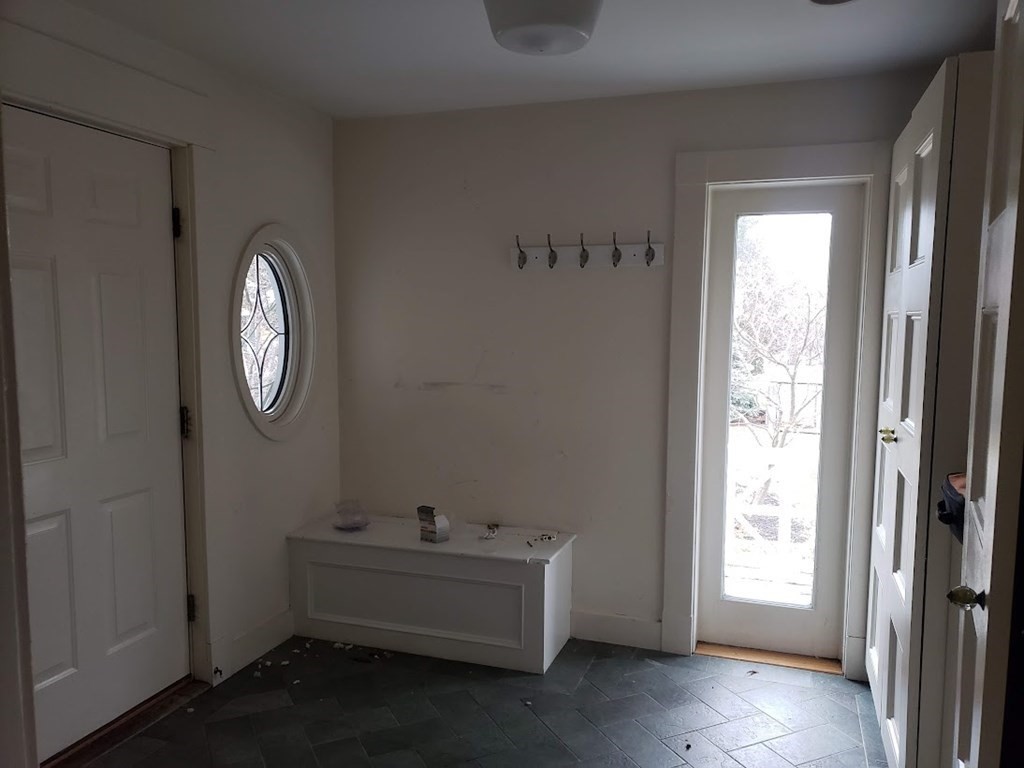 91 Nichols Road Cohasset, MA 02025 - Photo 4 of 42 Gallery Image 4