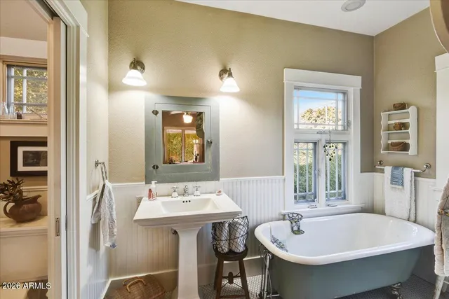 $1,400,000 | 922 West Willetta Street, Phoenix, AZ 85007