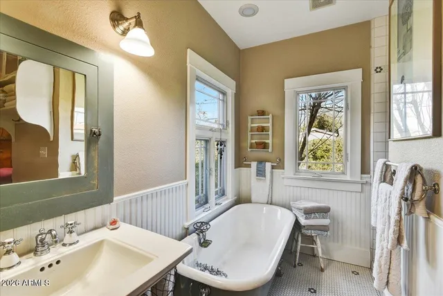 $1,400,000 | 922 West Willetta Street, Phoenix, AZ 85007