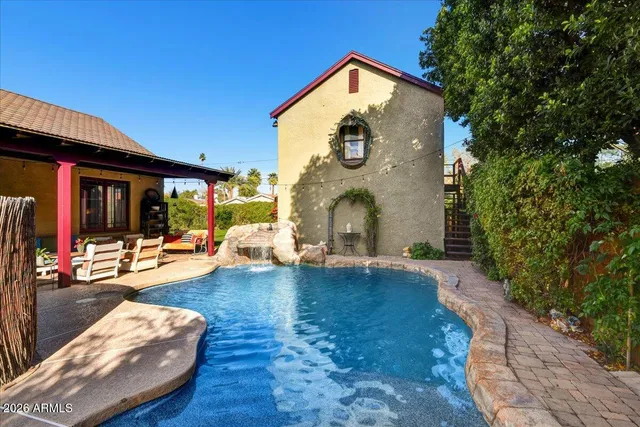 $1,400,000 | 922 West Willetta Street, Phoenix, AZ 85007