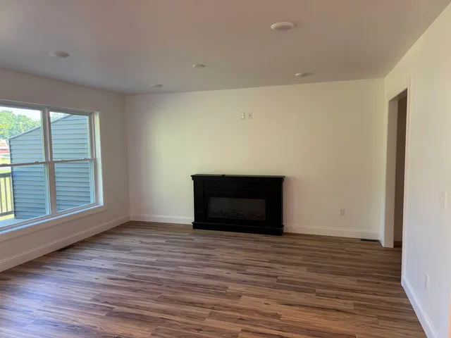 $595,000 | 11 Tessa Court, Unit 11, Essex Junction, VT 05452