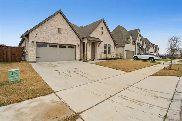 $3,800 | 7749 Pondview Lane, Fort Worth, TX 76123