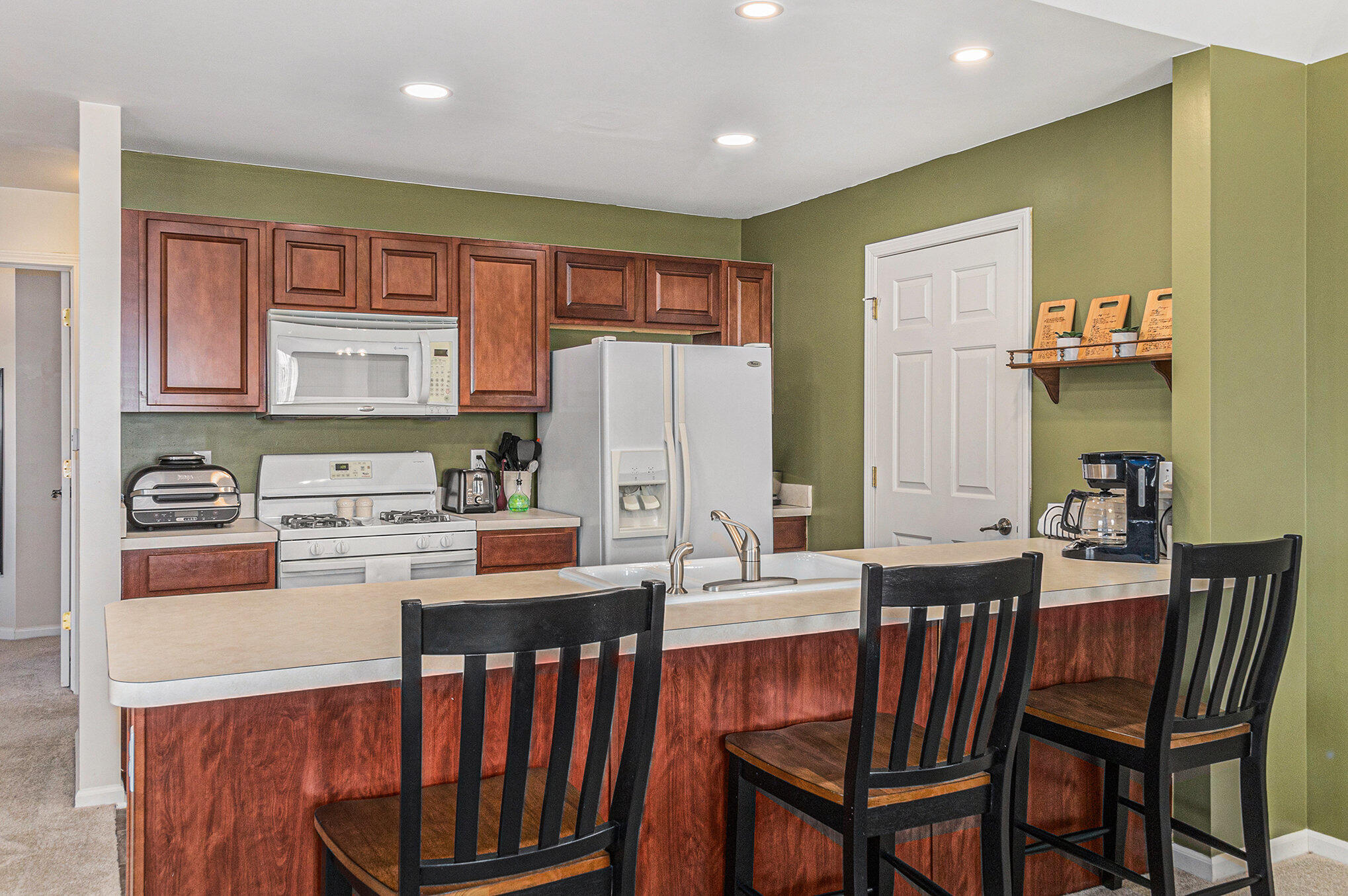 1124 Rial Lake Drive Howell, MI 48843 - Photo 15 of 34 015_img_7142_203