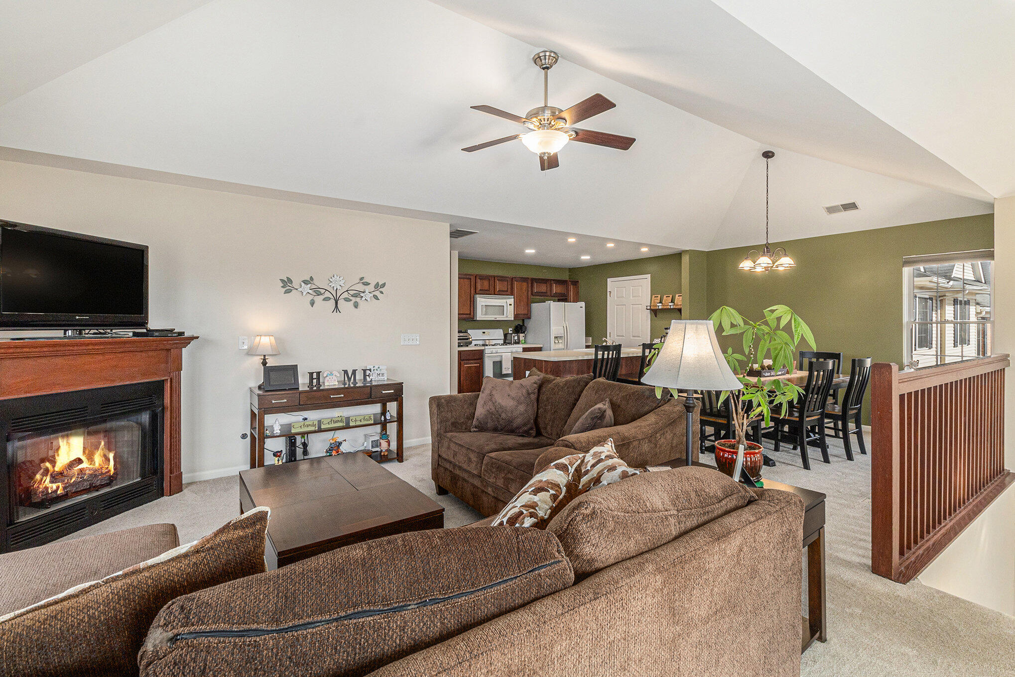 1124 Rial Lake Drive Howell, MI 48843 - Photo 9 of 34 009_img_7162_69