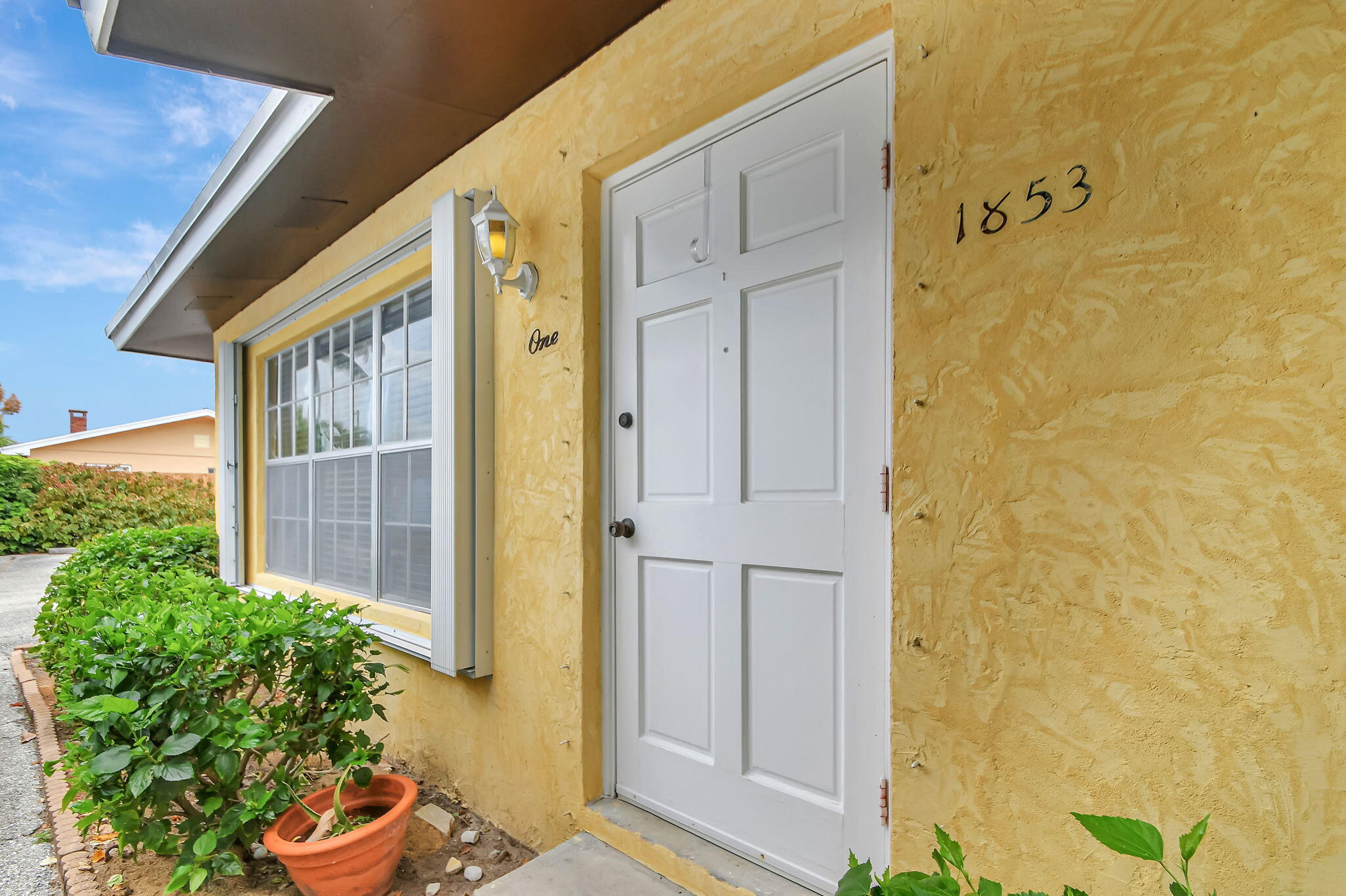 1853 Service Road North Palm Beach, FL 33408 - Photo 3 of 113 3-web-or-mls-DSC_7514