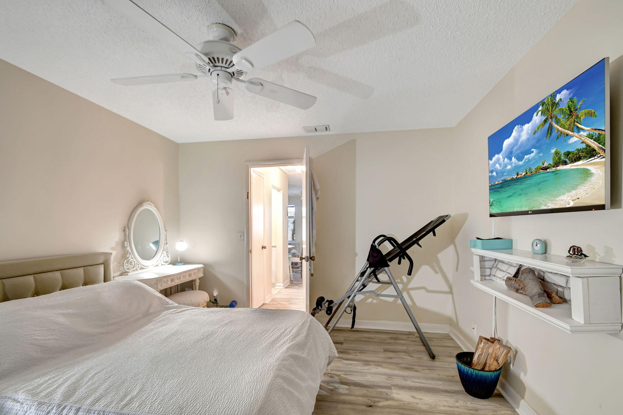 1853 Service Road North Palm Beach, FL 33408 - Photo 34 of 113 34-web-or-mls-DSC_7671