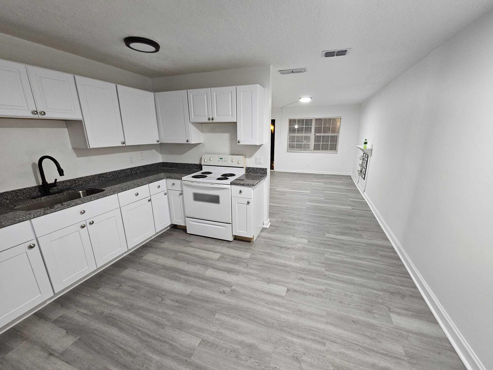 1853 Service Road North Palm Beach, FL 33408 - Photo 59 of 113 PHOTO-2025-03-26-15-03-18 7