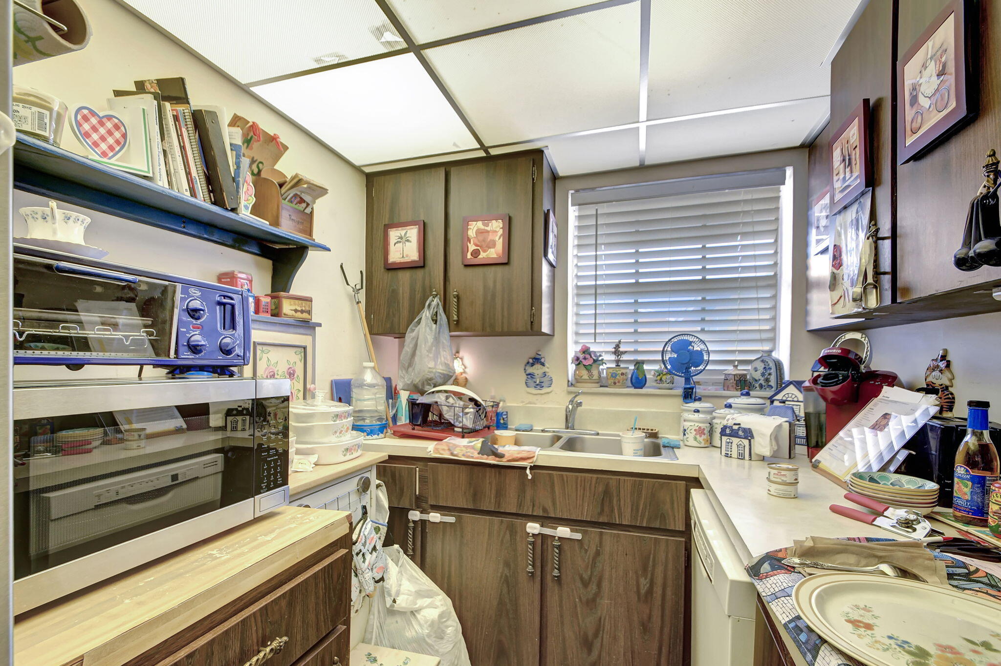 1853 Service Road North Palm Beach, FL 33408 - Photo 10 of 113 10-web-or-mls-DSC_7546