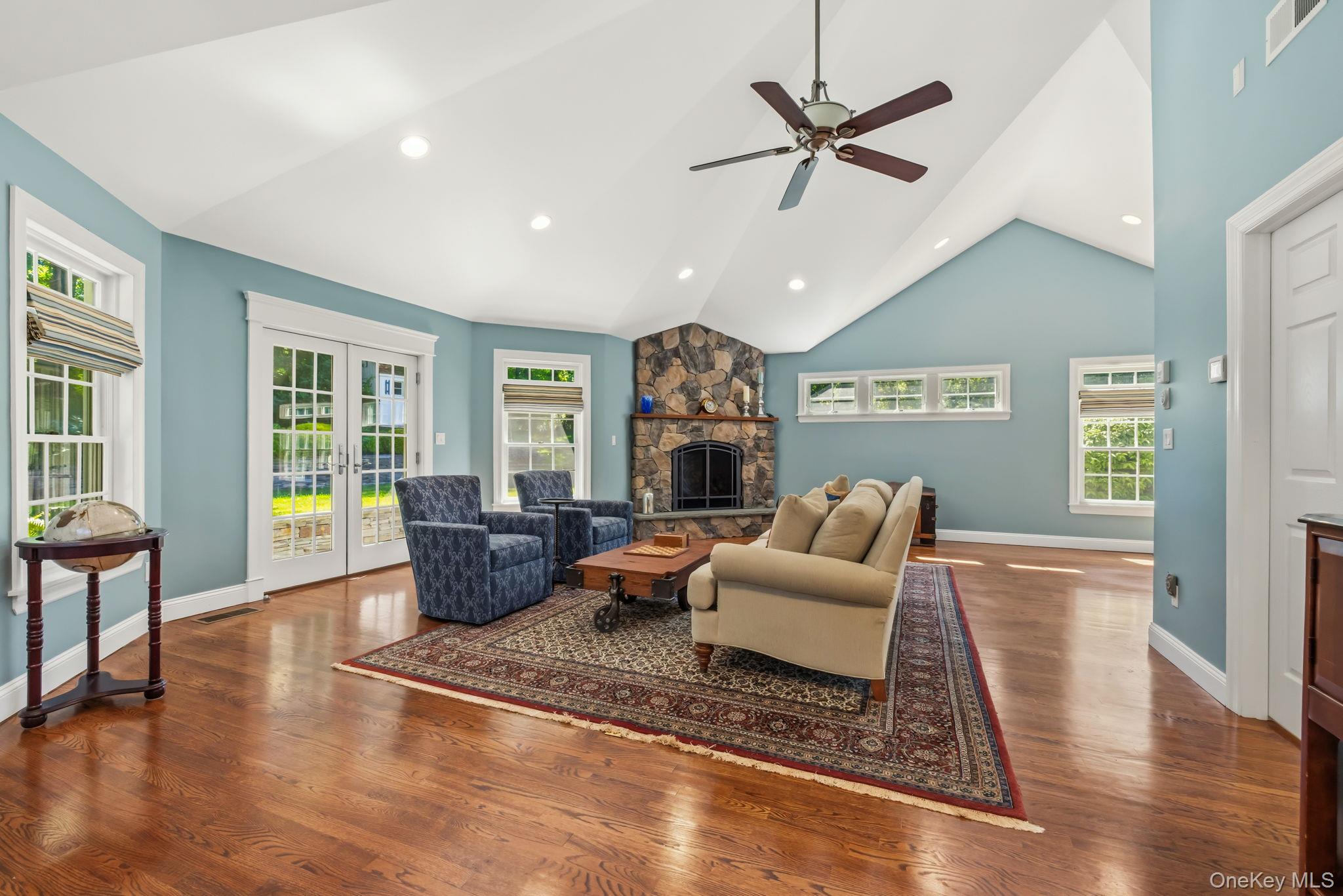 4 Dolphin Road New City, NY 10956 - Photo 2 of 24