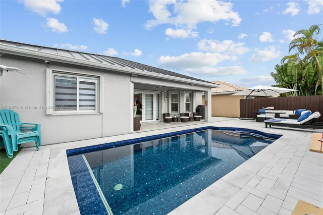 $4,000 | 13925 Southwest 155th Court, Unit 13925, Miami, FL 33196