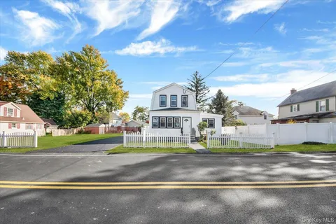 $550,000 | 34 Kings Ferry Road, Montrose, NY 10548