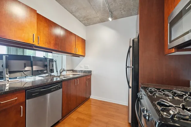 $289,000 | 611 South Wells Street, Unit 1908, Chicago, IL 60607
