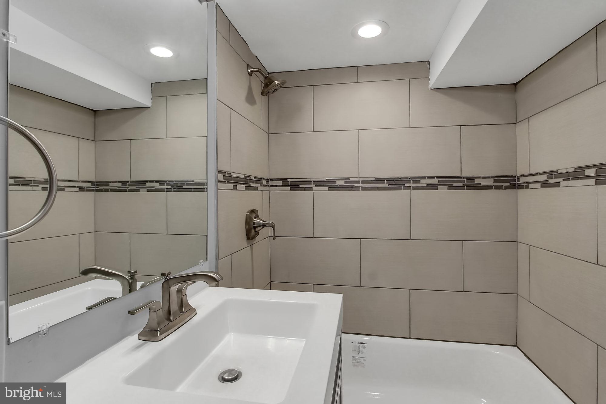 4904 West Hills Road Baltimore, MD 21229 - Photo 22 of 27 Custom Tilework