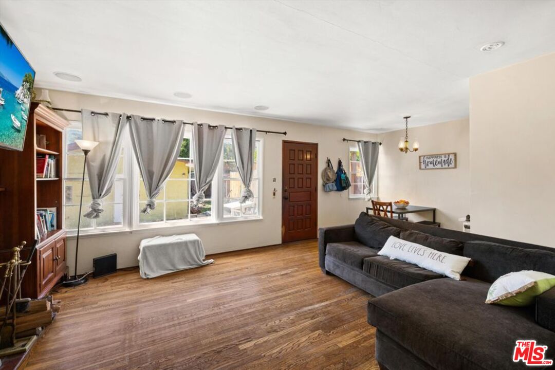 3950 Foothill Road Santa Barbara, CA 93110 - Photo 7 of 22 Gallery Image 7