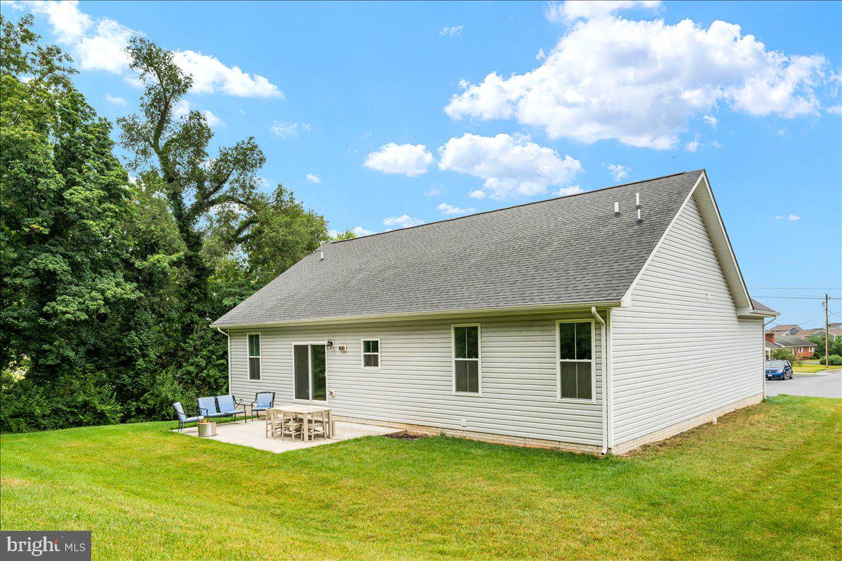 421 Ridge Road Berryville, VA 22611 - Photo 40 of 42 Gallery Image 40