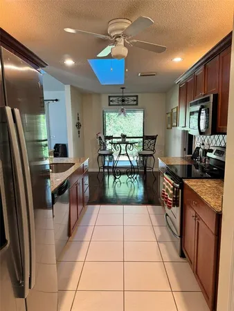 $3,295 | 4487 Trails Drive, Sarasota, FL 34232
