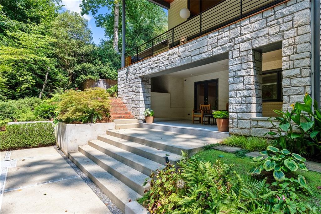 878 Barton Woods Road Northeast Atlanta, GA 30307 - Photo 58 of 75 Gallery Image 58