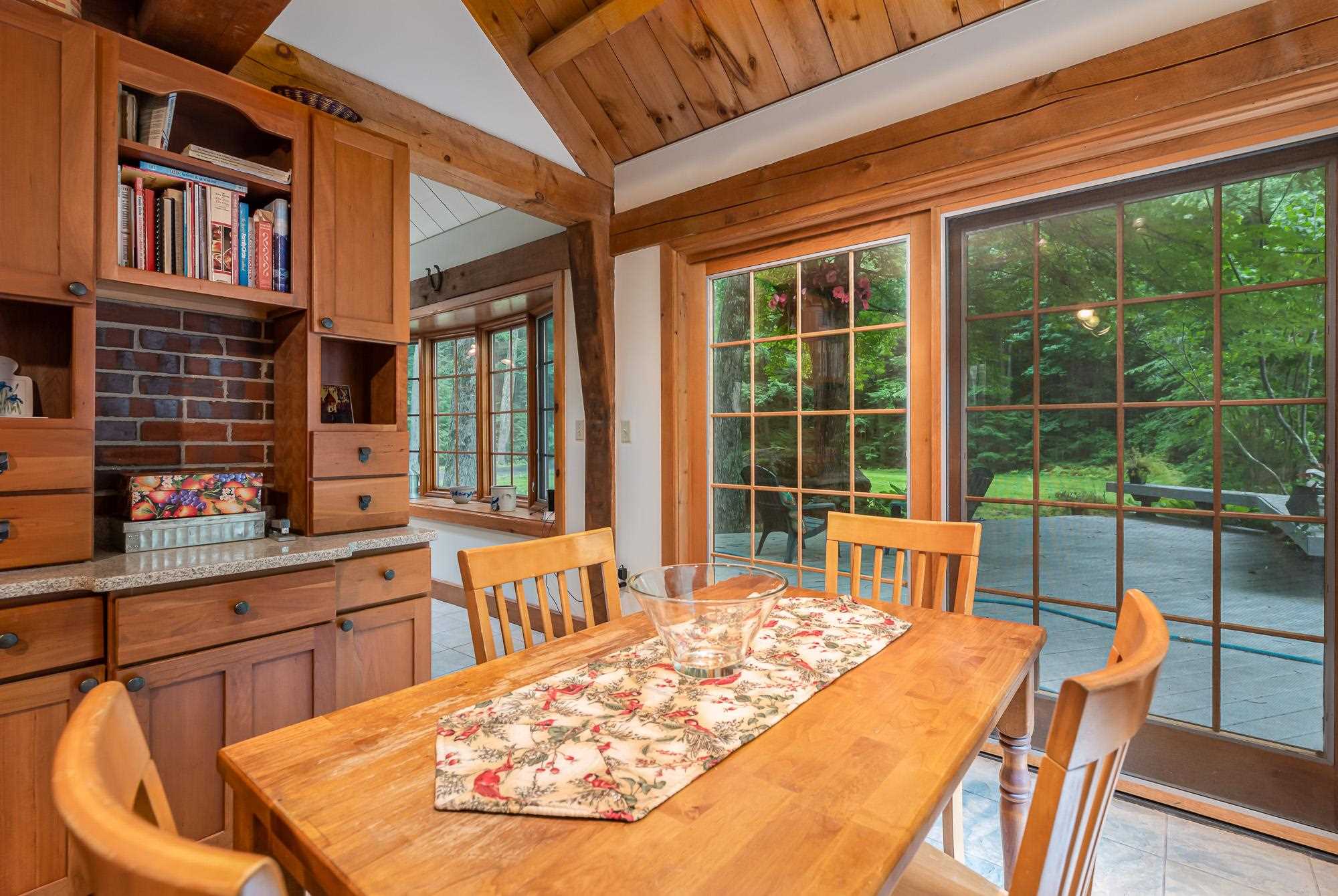 42 Watson Road Dover, NH 03820 - Photo 5 of 40