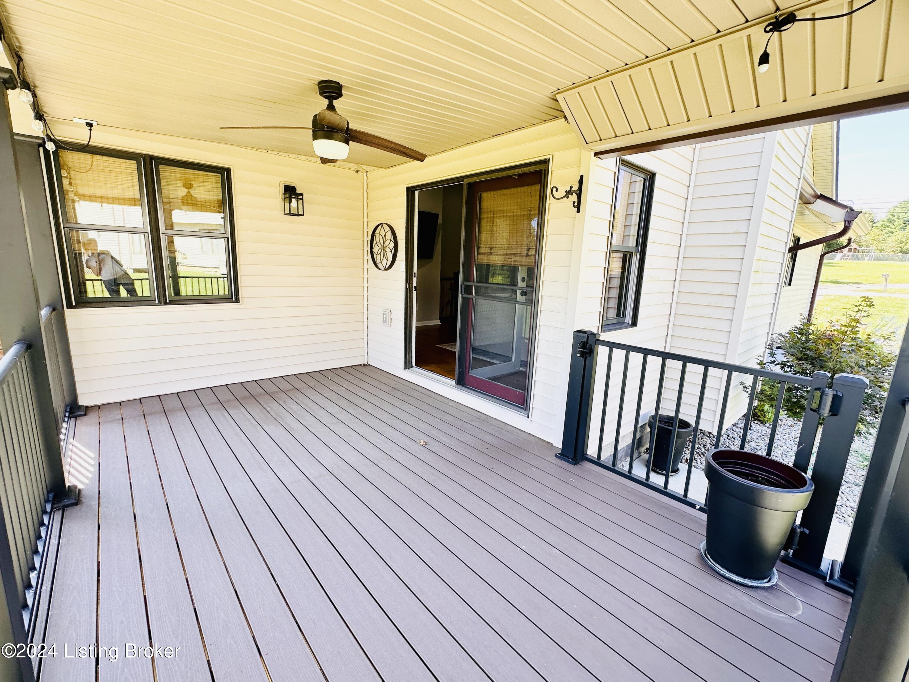 311 Sunbeam Road Leitchfield, KY 42754 - Photo 17 of 61 Back deck-2
