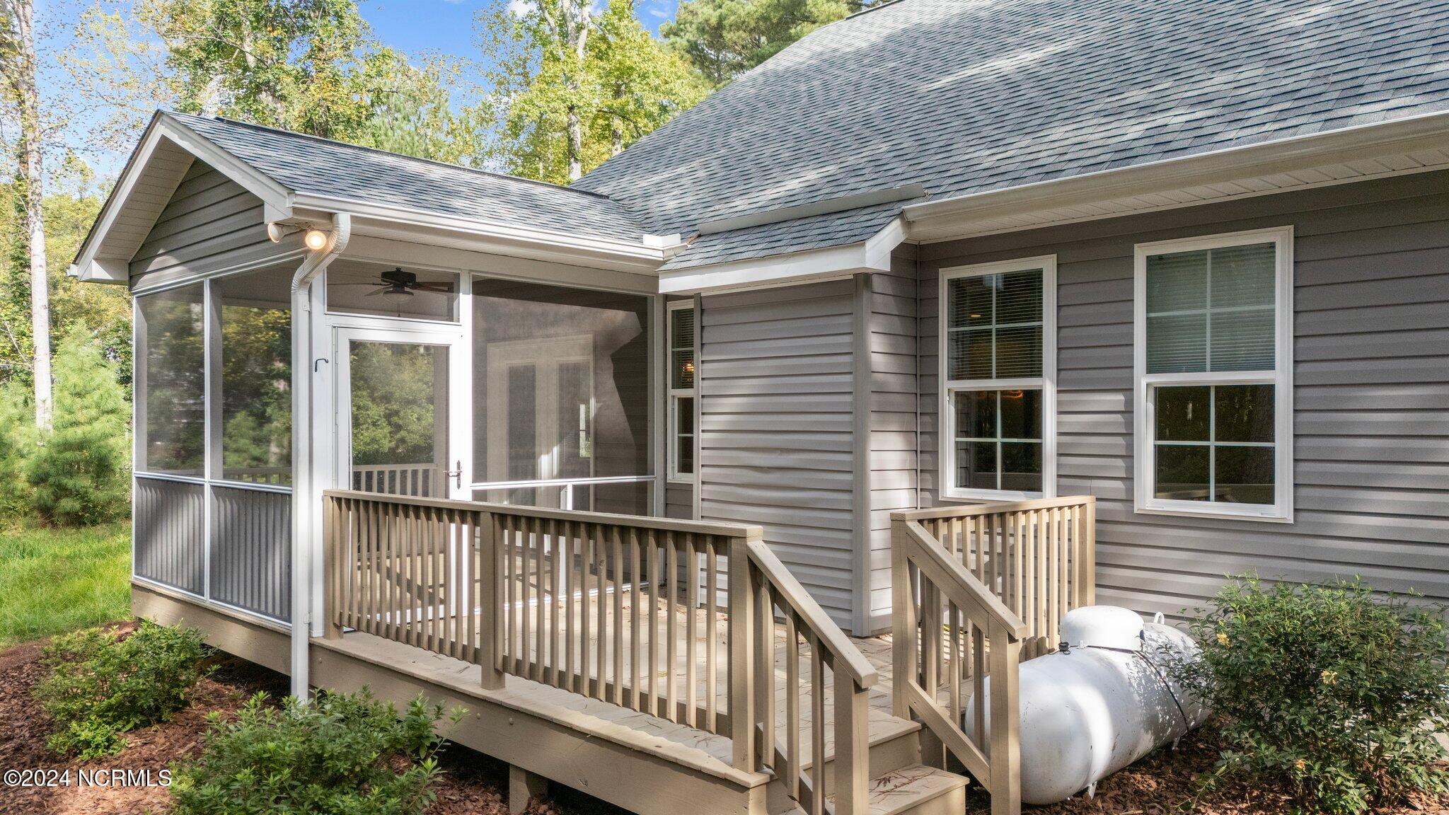 580 Hill Road Southern Pines, NC 28387 - Photo 15 of 55 11-web-or-mls-DJI_20241004101343_0146_D