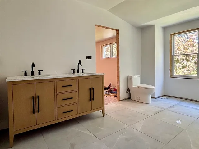 $7,000 | 24 Cedar Hill Road, Dover, MA 02030