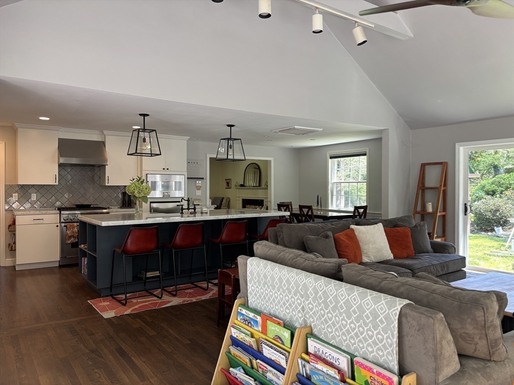 24 Cedar Hill Road Dover, MA 02030 - Photo 6 of 19