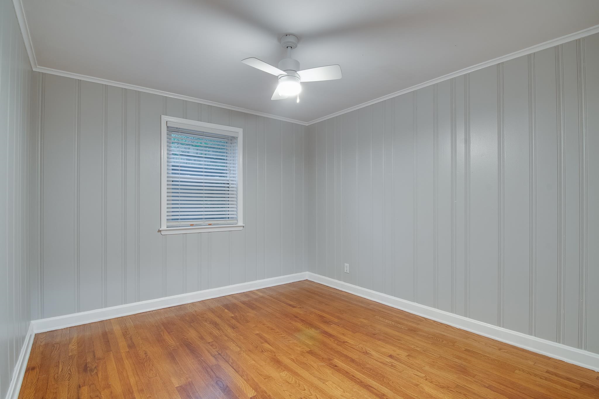 4970 Sequoia Road Memphis, TN 38117 - Photo 19 of 31 a view of empty room with wooden floor