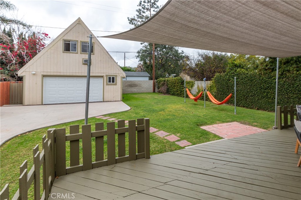 211 South Keystone Street Burbank, CA 91506 - Photo 29 of 54