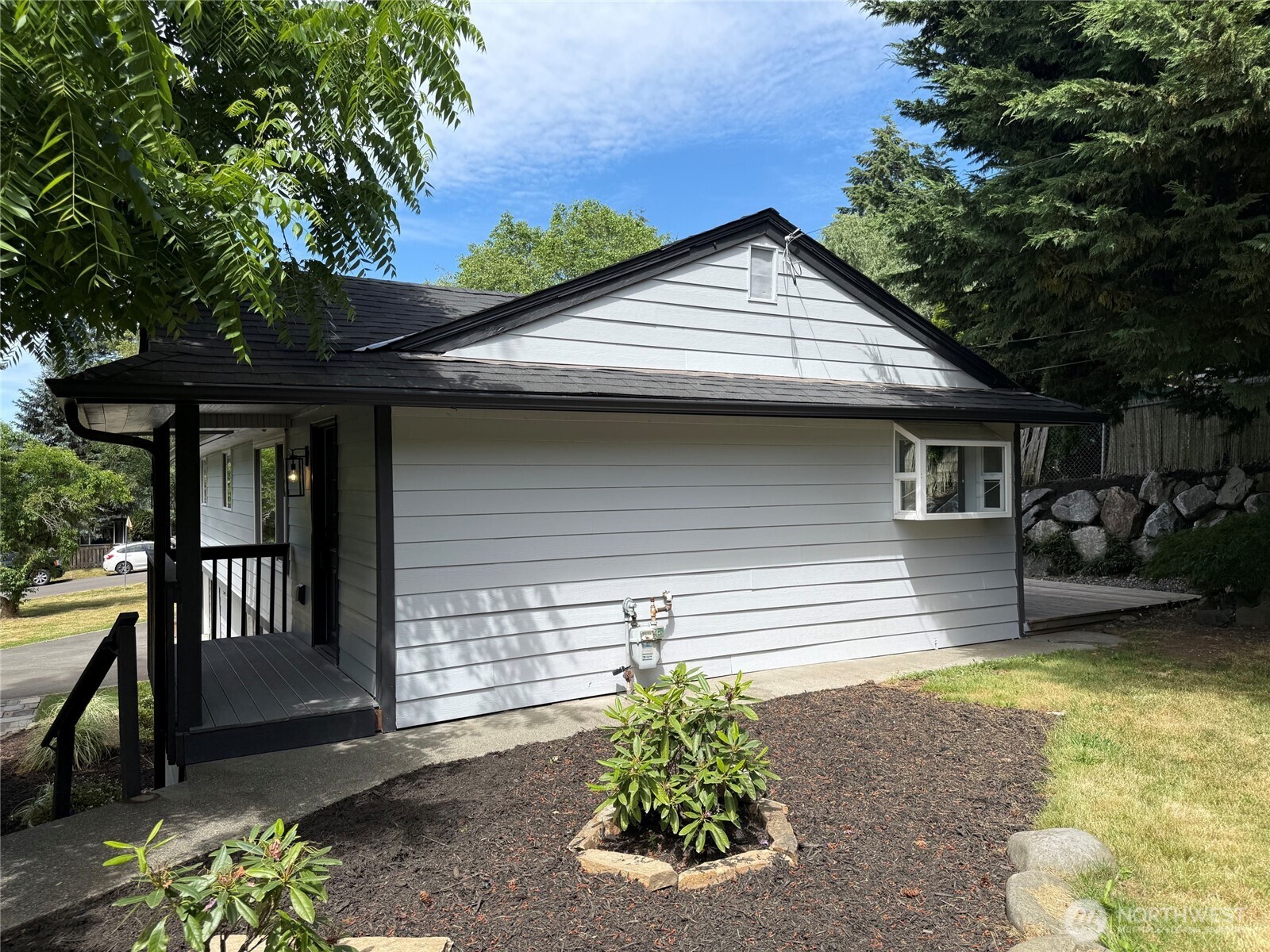 607 244th Street Southwest Bothell, WA 98021 - Photo 4 of 29