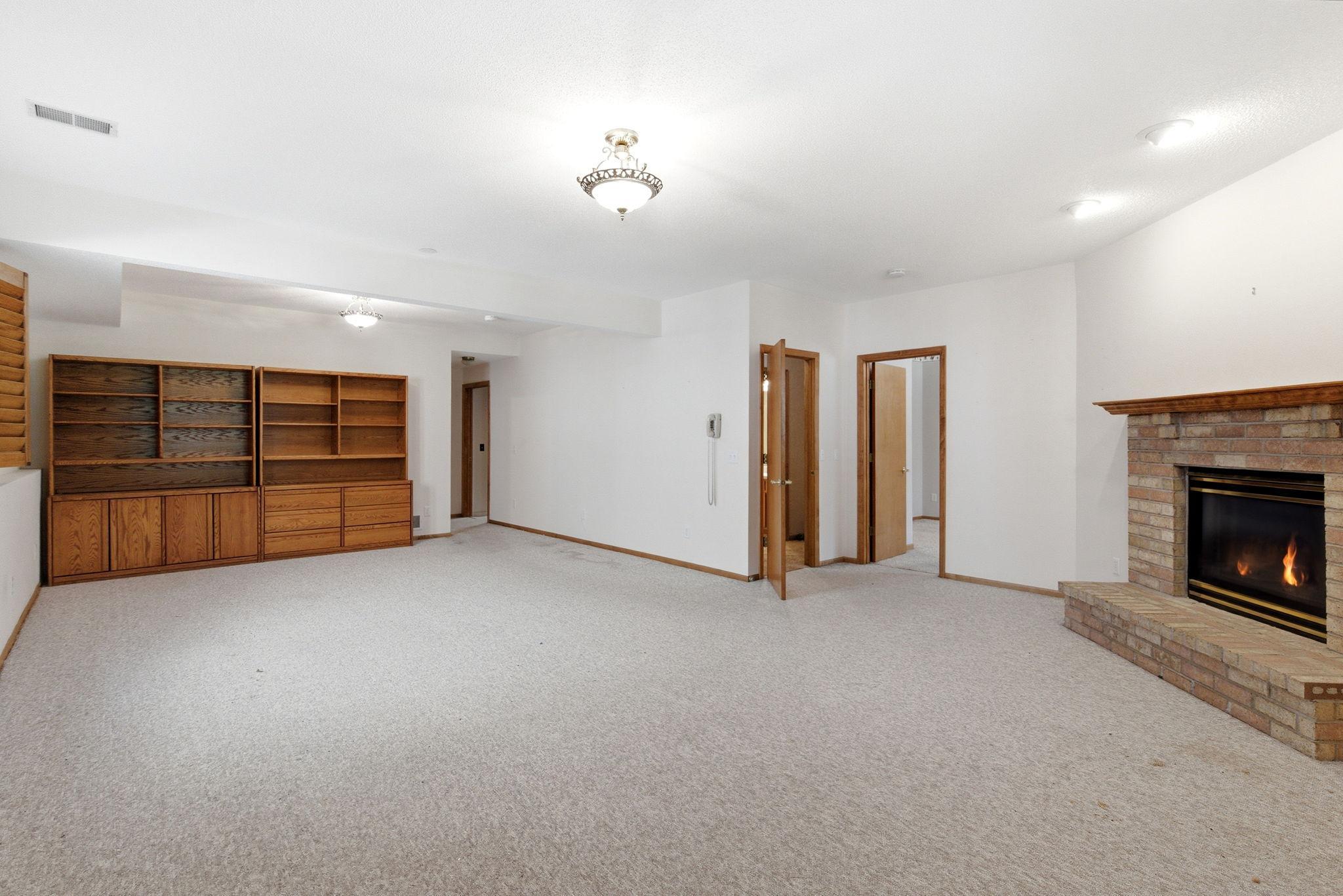 11204 Virginia Road Bloomington, MN 55438 - Photo 31 of 49 Gallery Image 31
