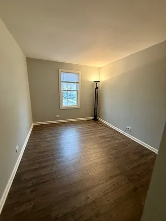 $2,400 | 1511 Crab Tree Drive, Westmont, IL 60559