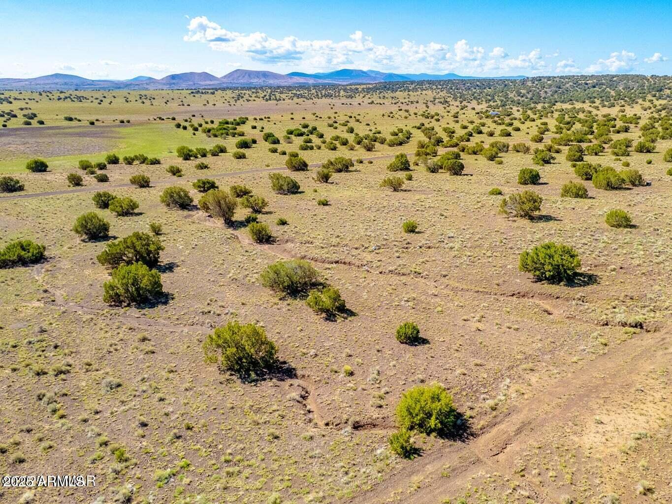 5106 Tbd Co Road Concho, AZ 85924 - Photo 3 of 6 a view of beach and ocean