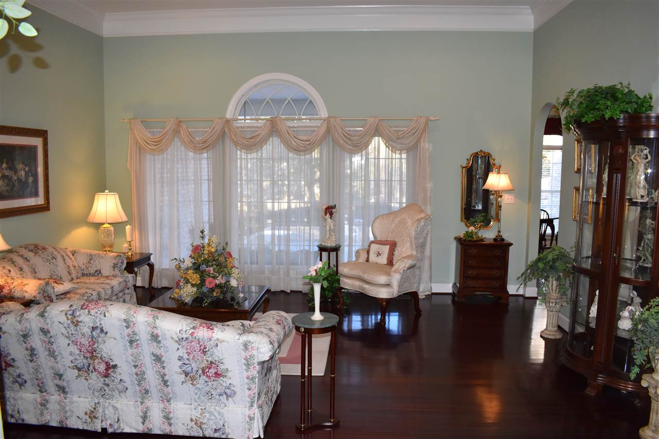 5 Admiral Farragut Way Daphne, AL 36527 - Photo 3 of 23 Living Room