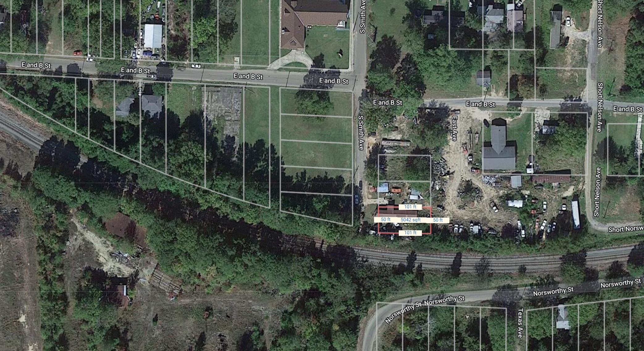 832 South Smith Avenue Other, AR 71730 - Photo 2 of 3 a garden view with a lake view