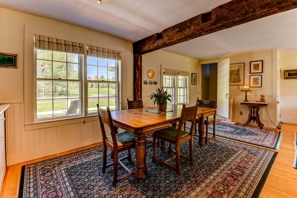 162 Loop Road Easton, NH 03580 - Photo 4 of 39