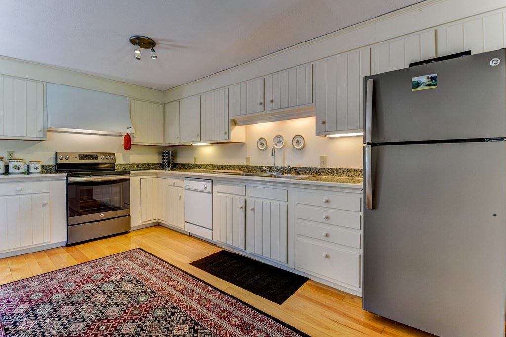 162 Loop Road Easton, NH 03580 - Photo 10 of 39