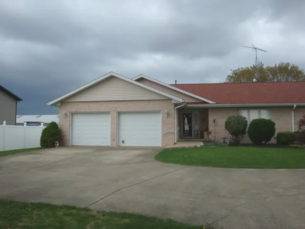 $129,000 | 1248 County Road 500 North, Cissna Park, IL 60924