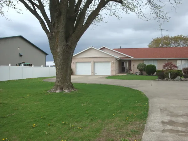 $129,000 | 1248 County Road 500 North, Cissna Park, IL 60924