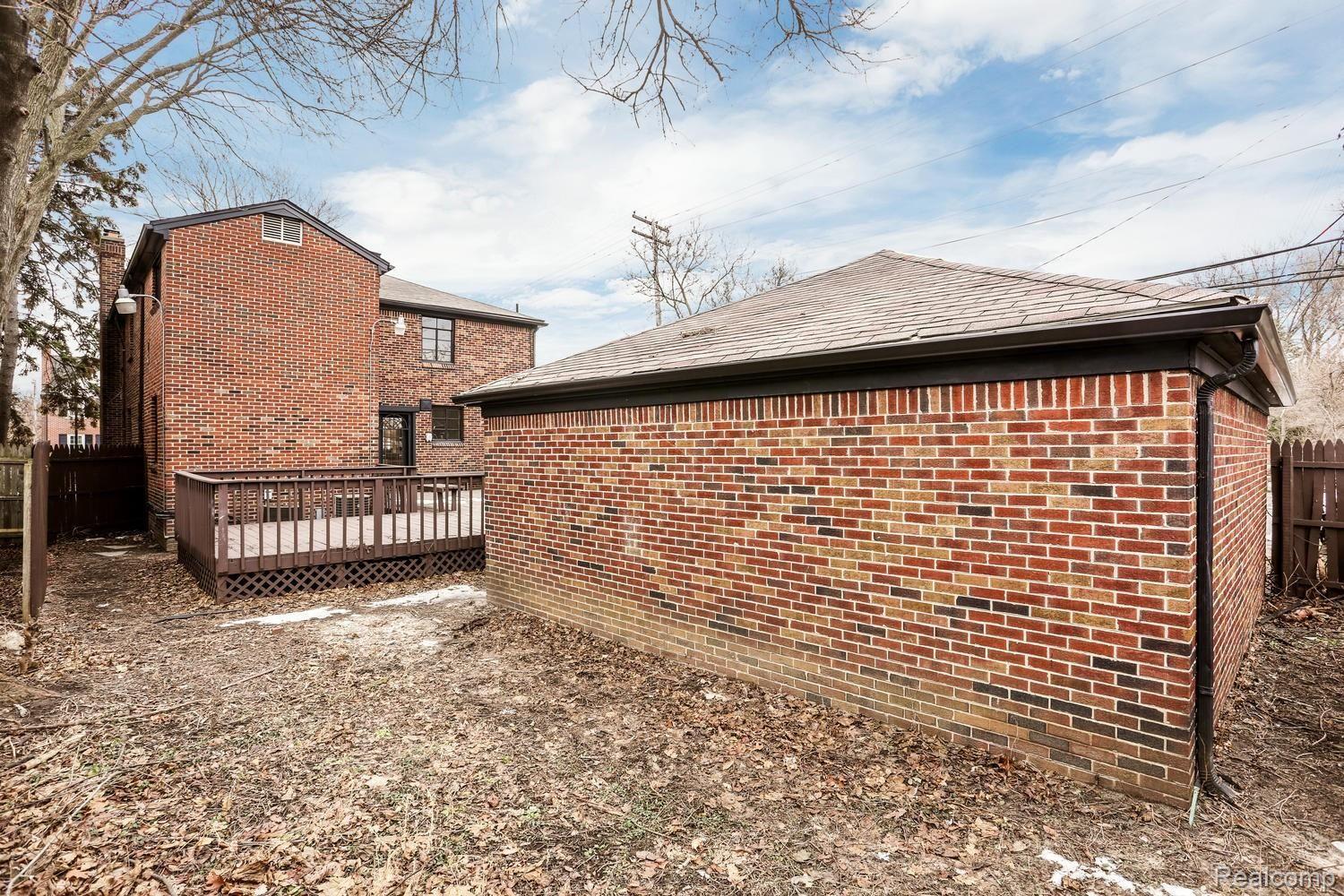 19903 Shrewsbury Road Detroit, MI 48221 - Photo 7 of 49 19903 Shrewsbury Rd Detroit MI-large-007-007-19903 Shrewsbury Road-1500x1000-72dpi.jpg