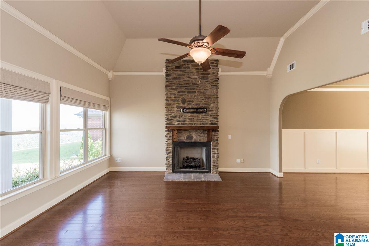 418 Oxford Way Pelham, AL 35124 - Photo 11 of 44
