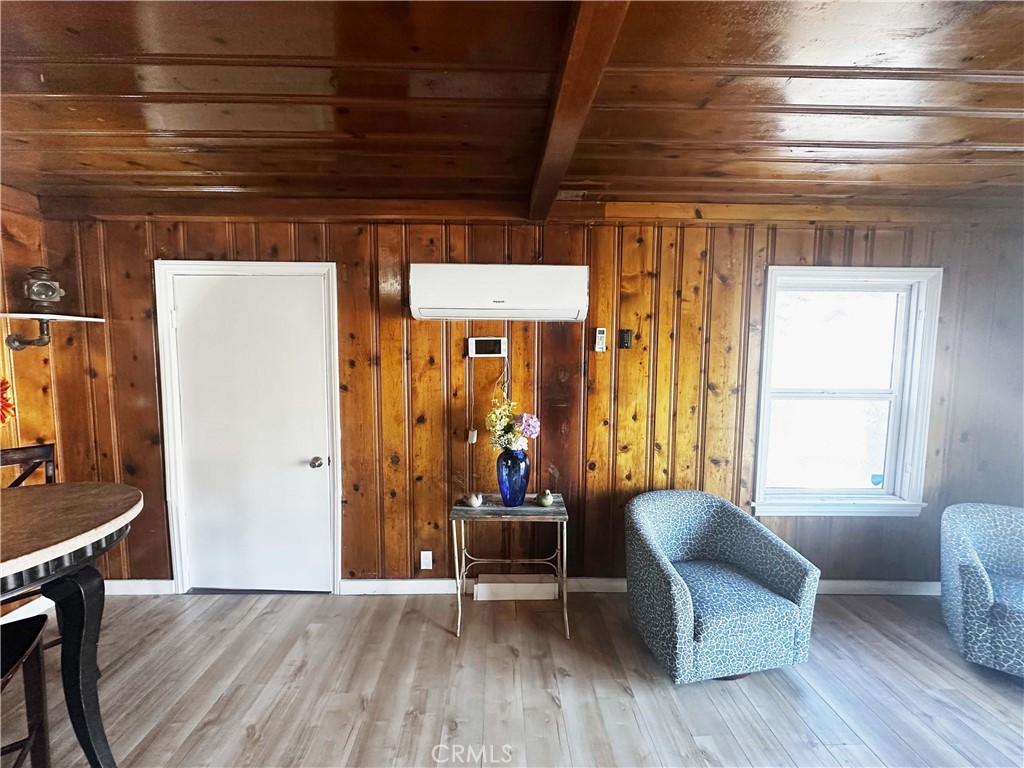 505 North Drive Lebec, CA 93243 - Photo 24 of 34 a living room with furniture and a window
