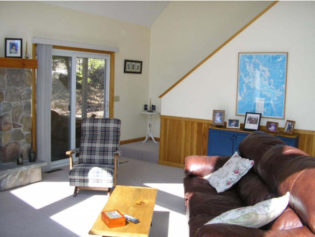 279 Castle Shore Road Moultonborough, NH 03254 - Photo 9 of 34 Gallery Image 9